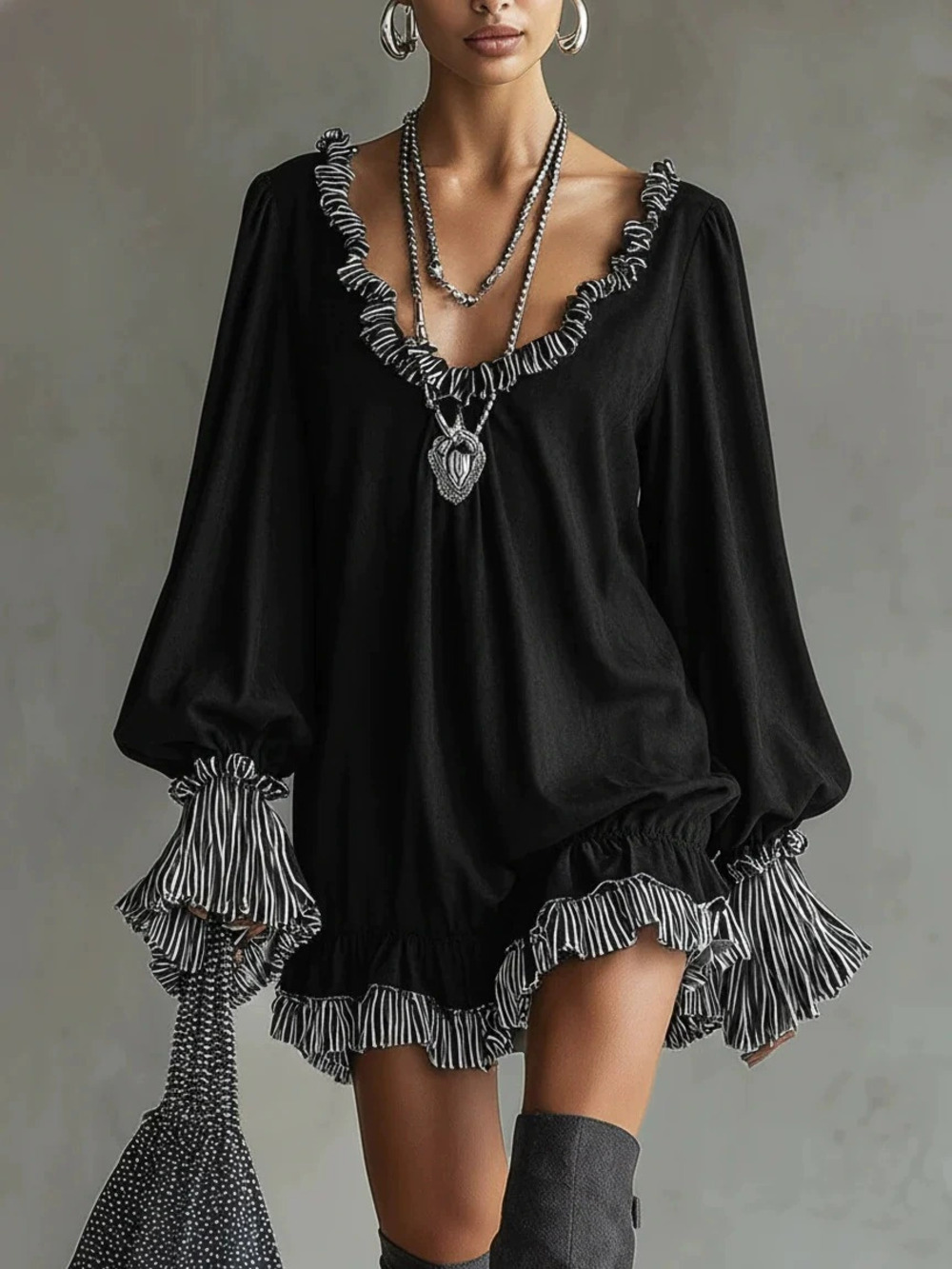 ZARA Elegant Vintage Black Ruffle Trim Short Princess Slimming Dress